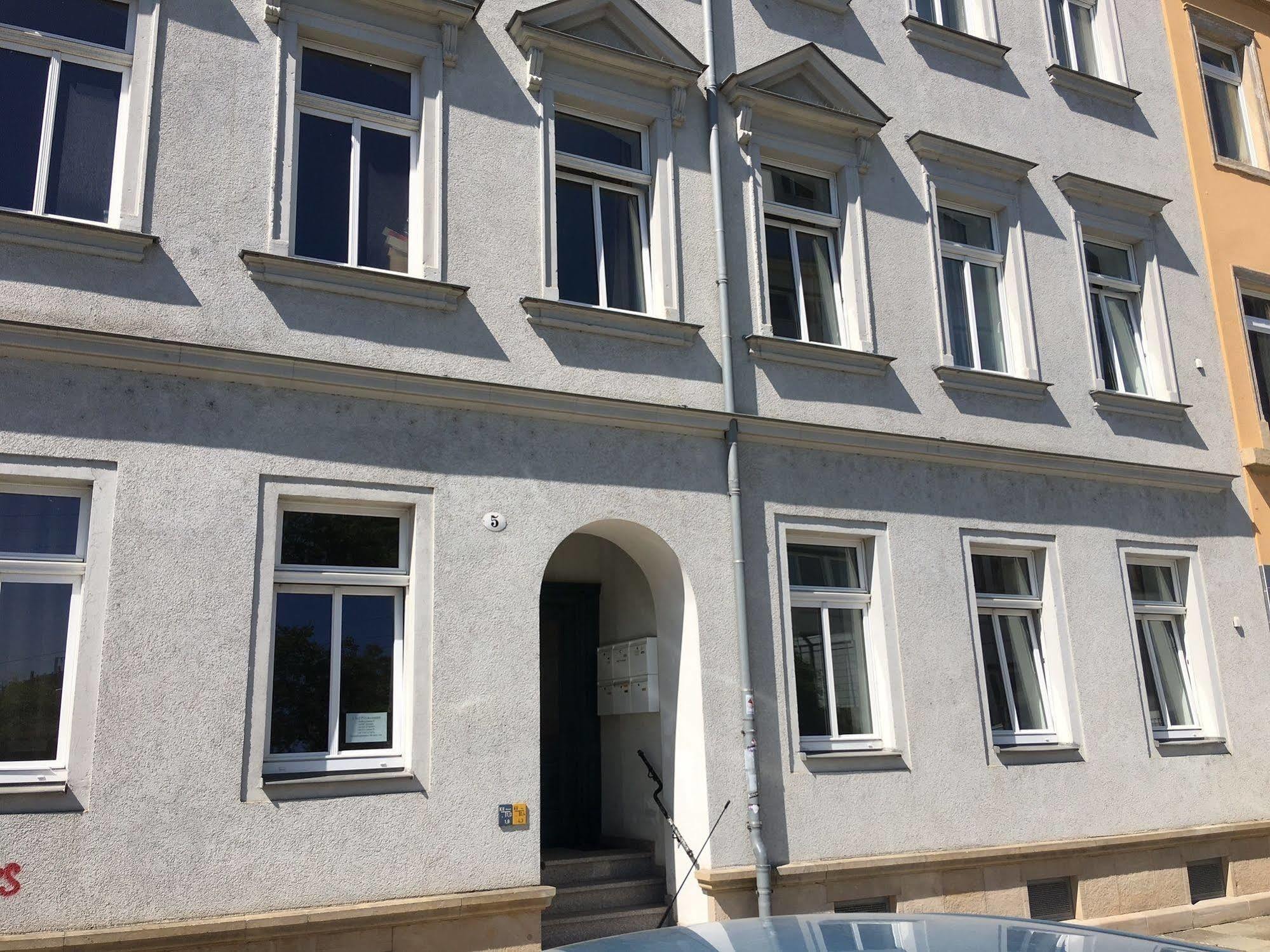 A Bed Privatzimmer Dresden - Nichtraucherpension Εξωτερικό φωτογραφία